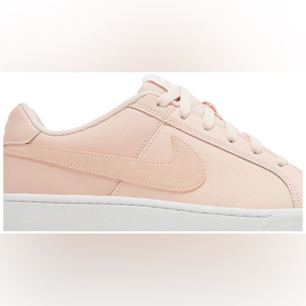 WMNS COURT ROYALE 'WASHED CORAL' SIZE 8.5 - Picture 2 of 8